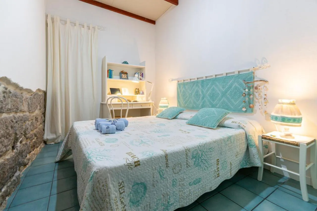 Confortevole Appartamento Provenzale Sant'Antioco 0*,