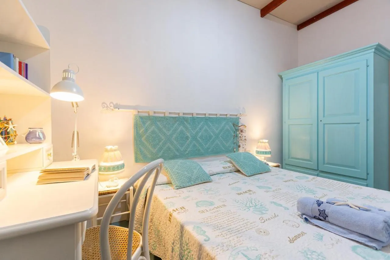 Apartment Confortevole Appartamento Provenzale Sant'Antioco