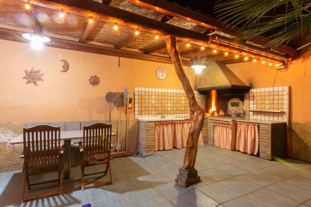 Confortevole Appartamento Provenzale Sant'Antioco Italy